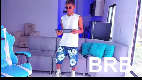 Snapshot of damar_felipe chatting on 02.21.25 damar_felipe online show from 02.21.25