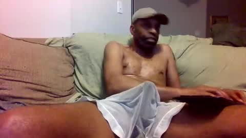 Snapshot of dameatis_brown chatting on 04.14.26 Dameatis Brown online show from 04.14.26