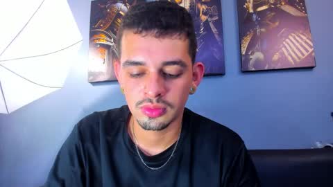 Snapshot of damian__oliver chatting on 03.22.26 Damian Oliver online show from 03.22.26
