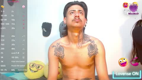 Snapshot of damian_and_camerum chatting on 04.12.26 damian_and_camerum online show from 04.12.26