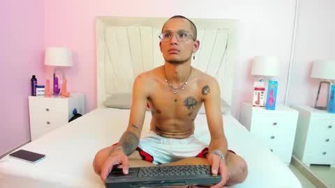 Snapshot of damian_garciaah chatting on 05.24.26 Damian Garcia online show from 05.24.26