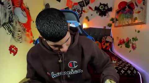 Damian online show from 10.25.25