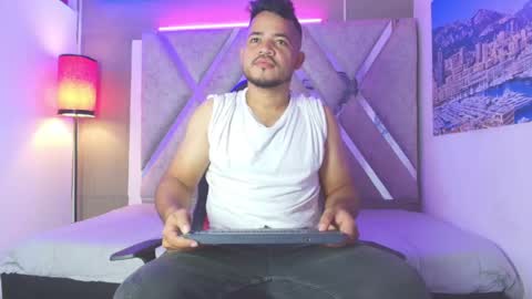 DAMIAN LUX online show from 05.20.26