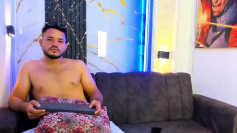 DAMIAN LUX online show from 05.26.26