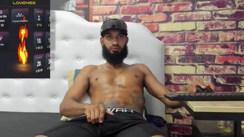 damian_shakur online show from 11.25.25