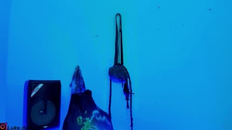 Snapshot of damian_torner chatting on 11.30.25 Damian torner online show from 11.30.25