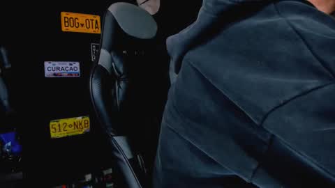 Snapshot of damiancox chatting on 09.17.25 Daamiancox online show from 09.17.25