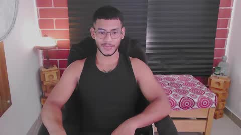 instagram damiannreed. online show from 03.05.25