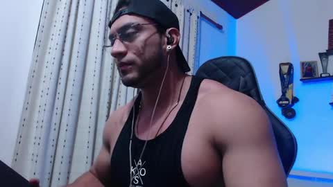 Snapshot of damiannstonexxx chatting on 05.21.26 Danny online show from 05.21.26
