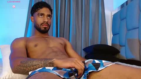 Snapshot of damiano_walker chatting on 10.05.25 damiano_walker online show from 10.05.25