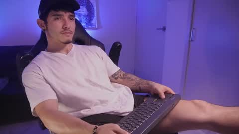 Snapshot of damianow chatting on 12.07.24 insta damn8 -------- online show from 12.07.24