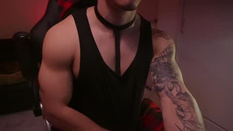 Snapshot of damianow chatting on 12.15.24 insta damn8 -------- online show from 12.15.24