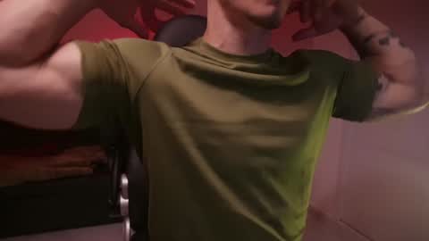 Snapshot of damianow chatting on 12.17.24 insta damn8 -------- online show from 12.17.24