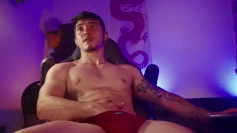 Snapshot of damianow chatting on 01.09.25 insta damn8 -------- online show from 01.09.25