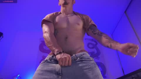 Snapshot of damianow chatting on 02.07.25 insta damn8 -------- online show from 02.07.25