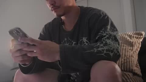 Snapshot of damianow chatting on 01.11.26 insta damn8 -------- online show from 01.11.26