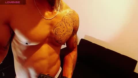 ---Taylor--- online show from 12.17.24