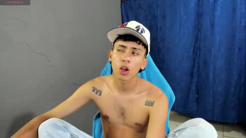 damien_444 online show from 11.02.25