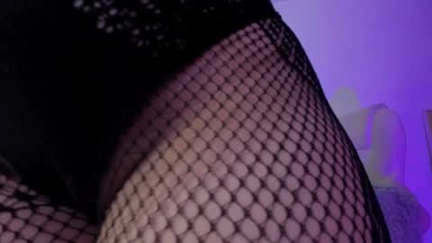 Snapshot of damn_that_booty chatting on 03.07.25 Criss online show from 03.07.25