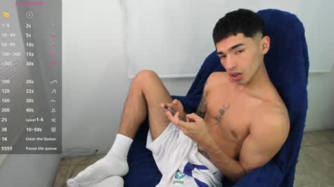 Snapshot of damon_333 chatting on 01.17.25 Damon online show from 01.17.25