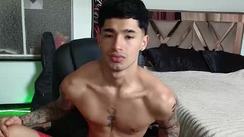 Snapshot of damon_333 chatting on 09.28.25 Damon online show from 09.28.25