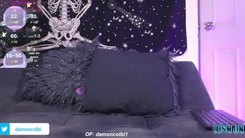 Snapshot of damoncolbi chatting on 10.09.25 damoncolbi online show from 10.09.25