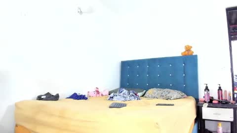 Snapshot of damonxxx1 chatting on 10.19.25 Damon online show from 10.19.25