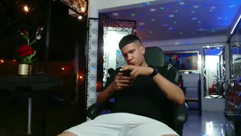 damyan_2003 online show from 09.24.25