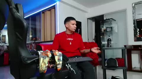 damyan_2003 online show from 11.17.25