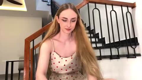 Snapshot of dana__white chatting on 06.21.26 Dana online show from 06.21.26