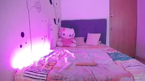 dana_paula online show from 02.22.25