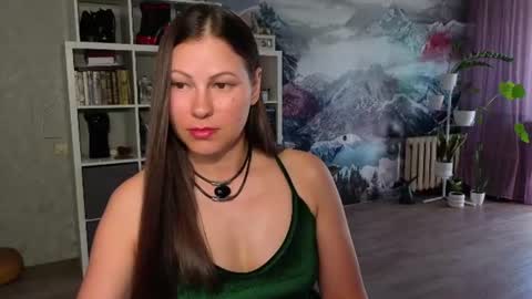 Snapshot of dana_queendom chatting on 06.19.26 Dana online show from 06.19.26