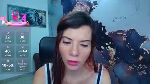 Snapshot of danaarey chatting on 09.11.25 Danaa Rey online show from 09.11.25