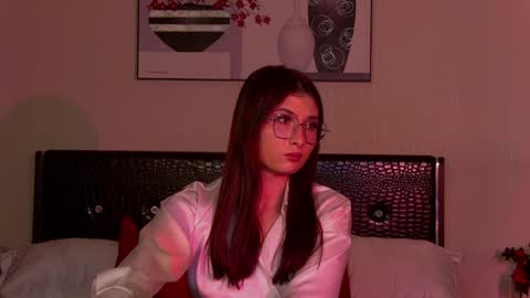 Snapshot of danabatler chatting on 02.03.25 danabatler online show from 02.03.25