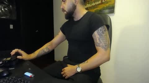 Snapshot of danbury44 chatting on 09.19.25 danbury online show from 09.19.25