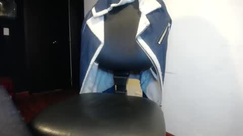 Snapshot of danbury44 chatting on 11.05.25 danbury online show from 11.05.25