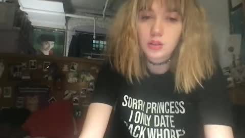 Snapshot of danceissexisbeauty2 chatting on 03.27.26 Your submissive patient online show from 03.27.26