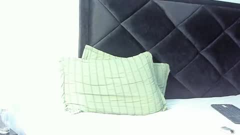 Snapshot of dancelwashington chatting on 02.12.25 Dancel online show from 02.12.25