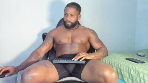 Snapshot of dancelwashington chatting on 10.10.25 Dancel online show from 10.10.25