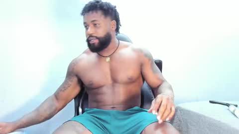 Snapshot of dancelwashington chatting on 10.23.25 Dancel online show from 10.23.25