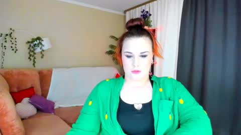 Snapshot of dancingsurprise chatting on 05.21.26 Olivia online show from 05.21.26