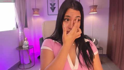 Snapshot of dandara_thompsson chatting on 11.09.25 Dandara online show from 11.09.25