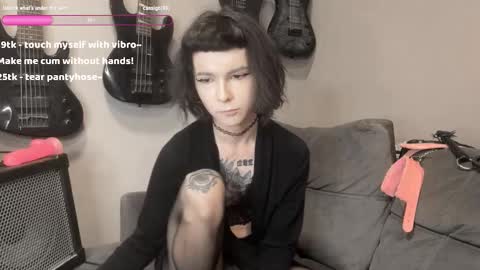 Snapshot of dandelion_sea chatting on 10.11.25 dandelion_sea online show from 10.11.25