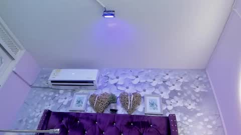 Snapshot of danee_19 chatting on 02.08.26 Daniela online show from 02.08.26