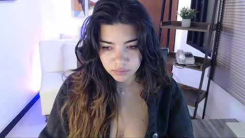 Veronica online show from 10.07.25