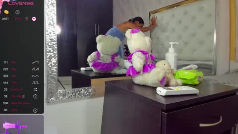 DANI online show from 02.14.25