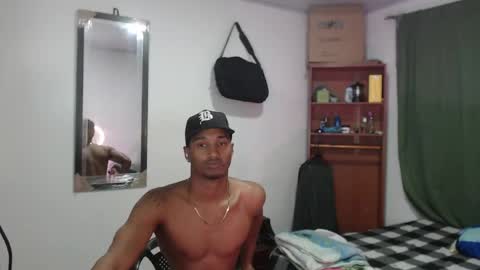 dani_brown19 online show from 05.14.26