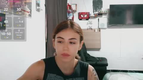 Snapshot of dani_jocelyn chatting on 05.22.26 dani y jocelyn online show from 05.22.26