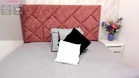 JANE  online show from 01.08.25