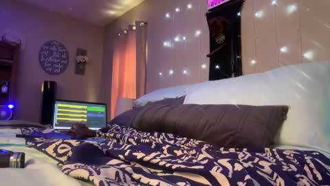 Snapshot of danidragon69 chatting on 12.31.24 Dani Dragon online show from 12.31.24